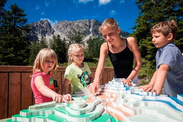 naturspruenge-weg-brandnertal-10462043